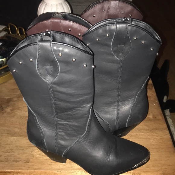 Genuine Leather Studded Short Cowboy Boots - Picture 2 of 5